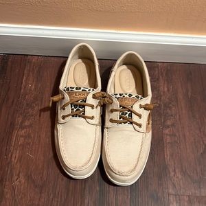 Sperry cheetah boat shoe size 8.5 (worn once)